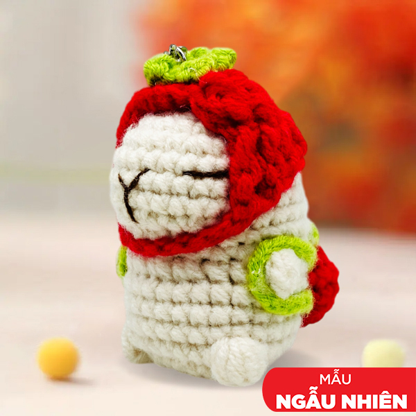Móc Khoá Len Thủ Công Hình Capybara - Màu Trắng (Màu Ba Lô + Mũ Ngẫu Nhiên)