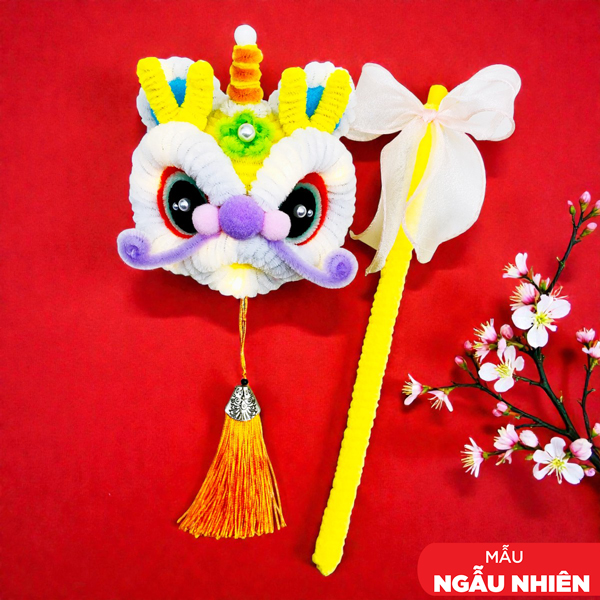 Đầu Lân Kẽm Nhung Kèm Tay Cầm - Trang Trí Tết - Vinacraft (Mẫu Màu Giao Ngẫu Nhiên)