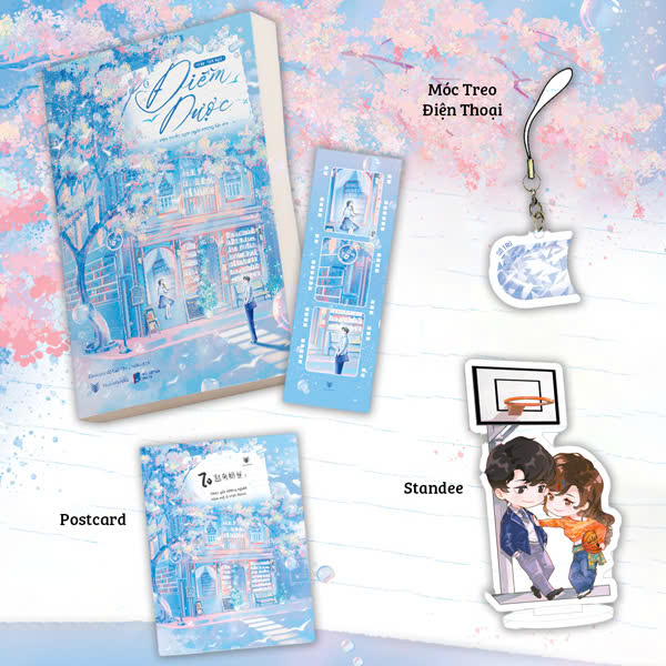 Điềm Dược - Viên Thuốc Ngọt Ngào Mang Tên Em - Tập 1 - Bản Đặc Biệt - Tặng Kèm Bookmark Phototrip “Lần Đầu Gặp Gỡ” + Postcard Có Lời Nhắn Và Chữ Ký Của Tác Giả + Standee “Hẹn Hò Với Tôi Đi”  + Móc Treo Điện Thoại “Viên Thuốc Của Anh - Phiên Bản Sở Trú”