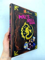 Disney Descendants Mal s Spell Book FAHASA COM