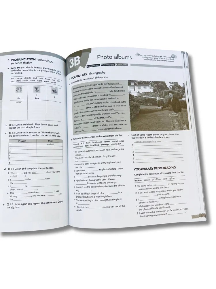 English File: Intermediate Plus: Student's Book With Online Practice ...